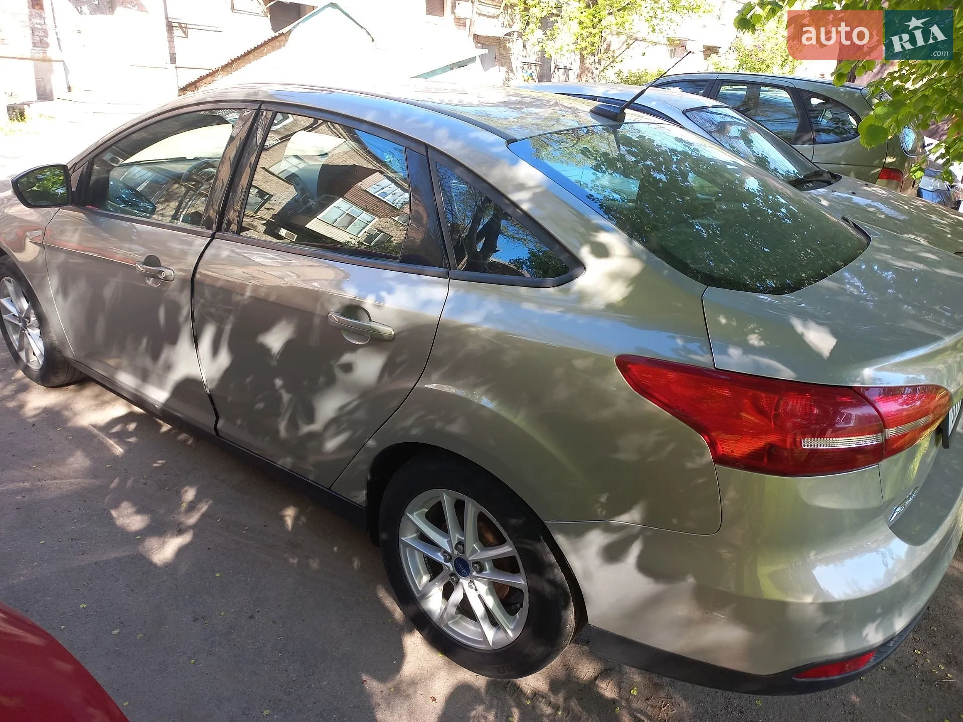 Ford Focus 2015 VIN 1FADP3F24FL273818 фото оголошення 6 з 8