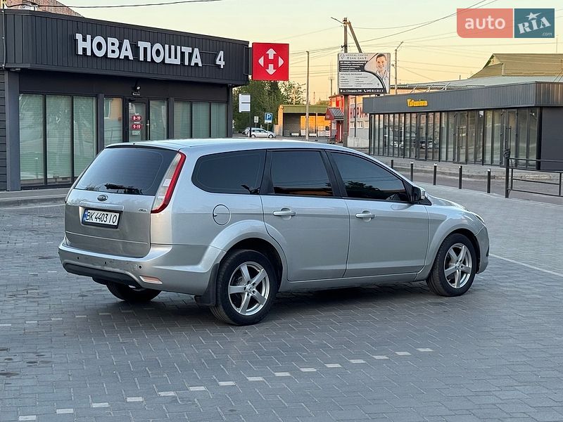 Універсал Ford Focus 2008 в Сарнах