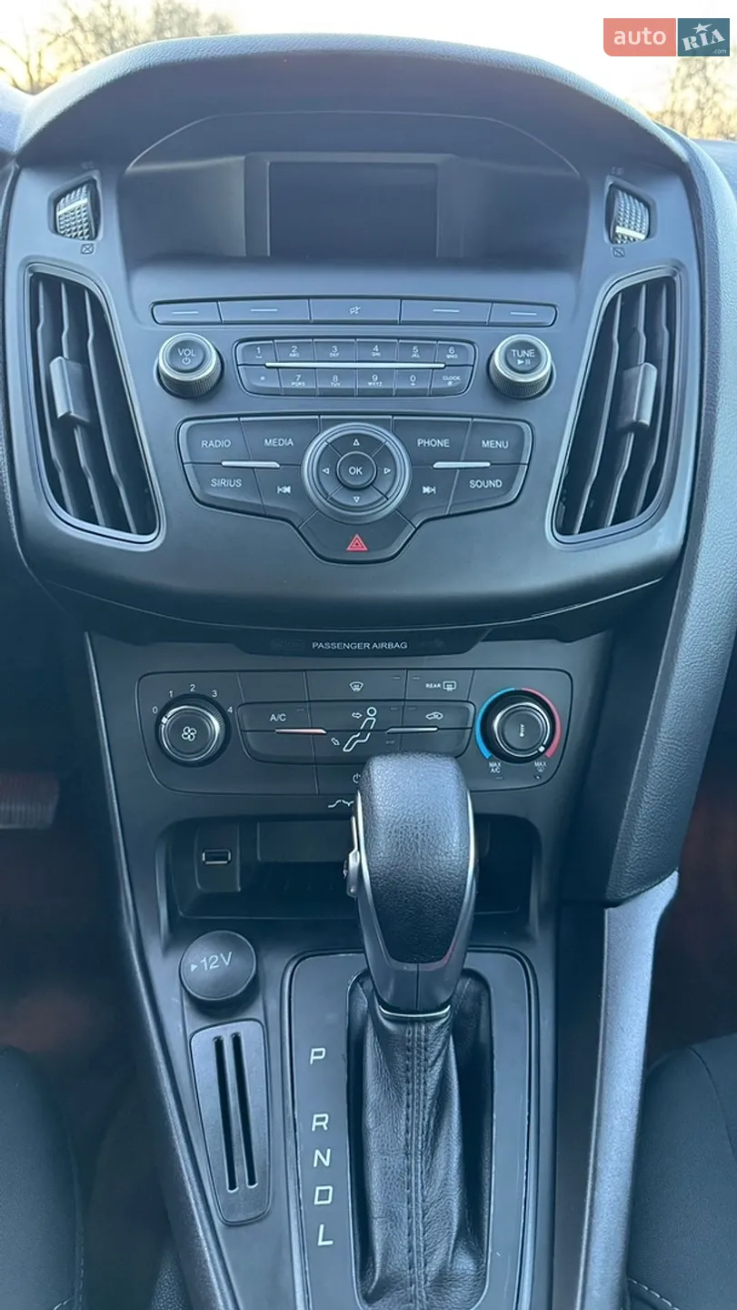 2018 Ford Focus - мініатюра 17