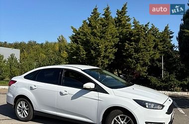 Седан Ford Focus 2015 в Дніпрі