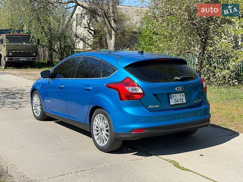 Хэтчбек Ford Focus 2012 в Золотоноше