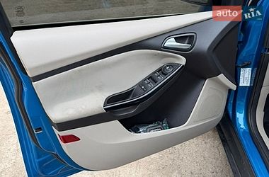 Хэтчбек Ford Focus 2012 в Золотоноше