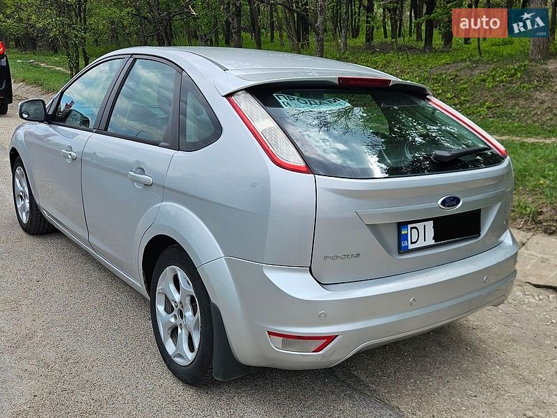Хетчбек Ford Focus 2011 в Білгороді-Дністровському