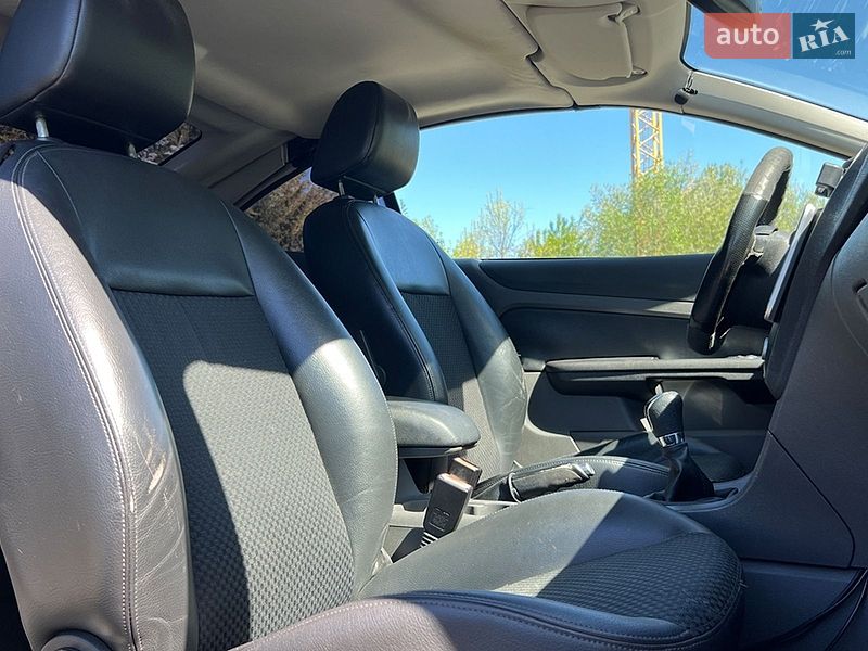 Кабріолет Ford Focus 2007 в Львові