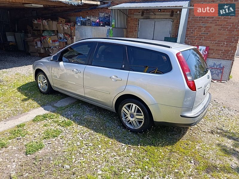 Універсал Ford Focus 2005 в Первомайську