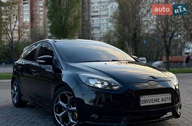 Хетчбек Ford Focus 2012 в Дніпрі