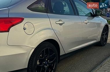 Седан Ford Focus 2015 в Балте
