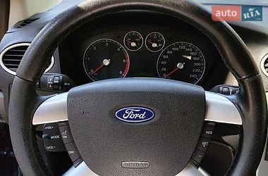 Універсал Ford Focus 2004 в Черкасах