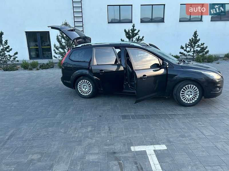 Універсал Ford Focus 2010 в Луцьку