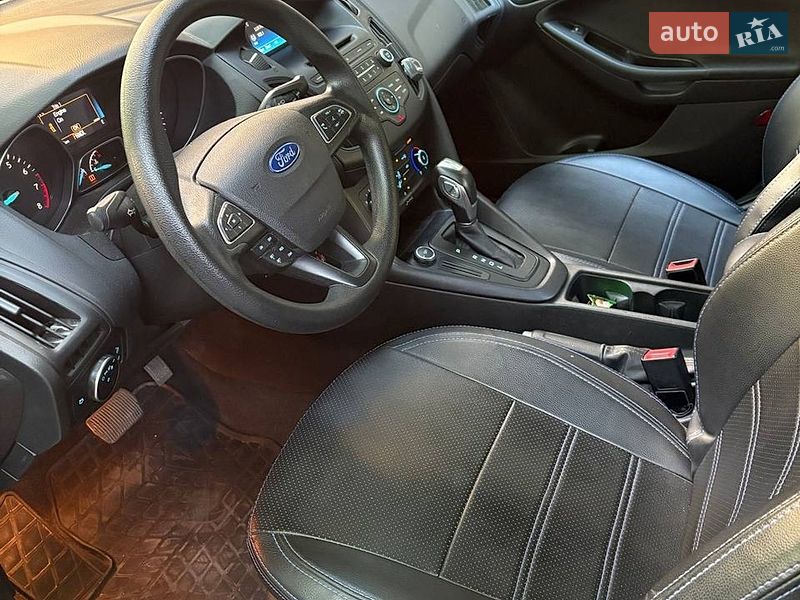 Седан Ford Focus 2015 в Києві