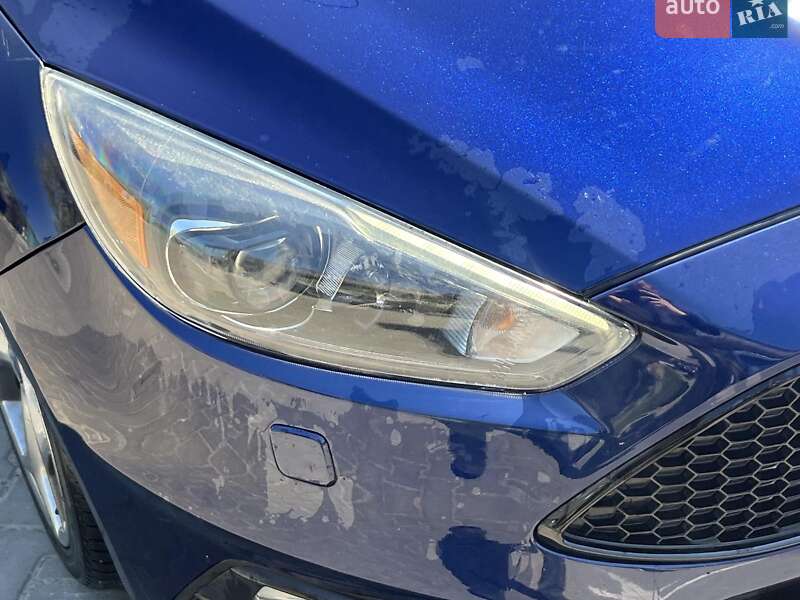 Хэтчбек Ford Focus 2016 в Киеве