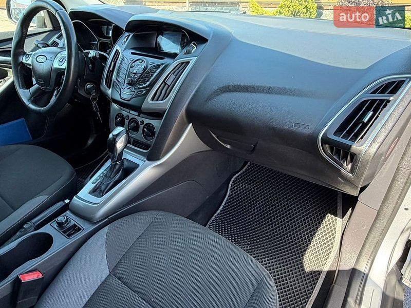 Хэтчбек Ford Focus 2011 в Борисполе