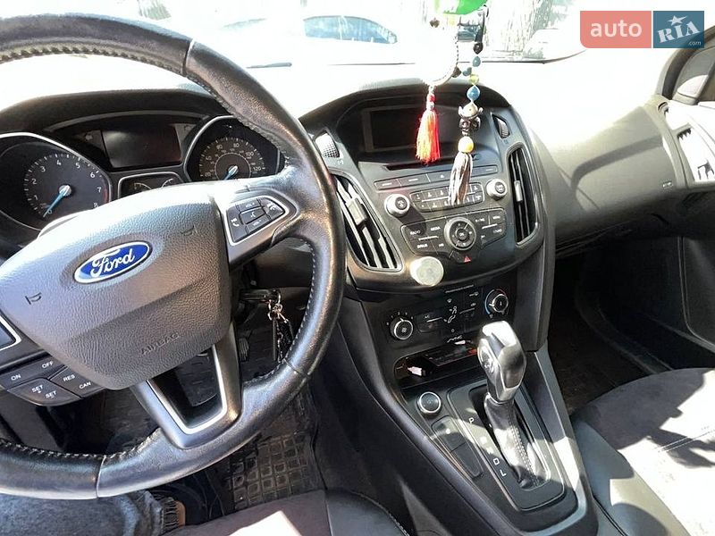 Седан Ford Focus 2016 в Чернигове