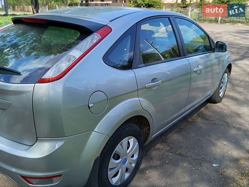 Хэтчбек Ford Focus 2008 в Калуше