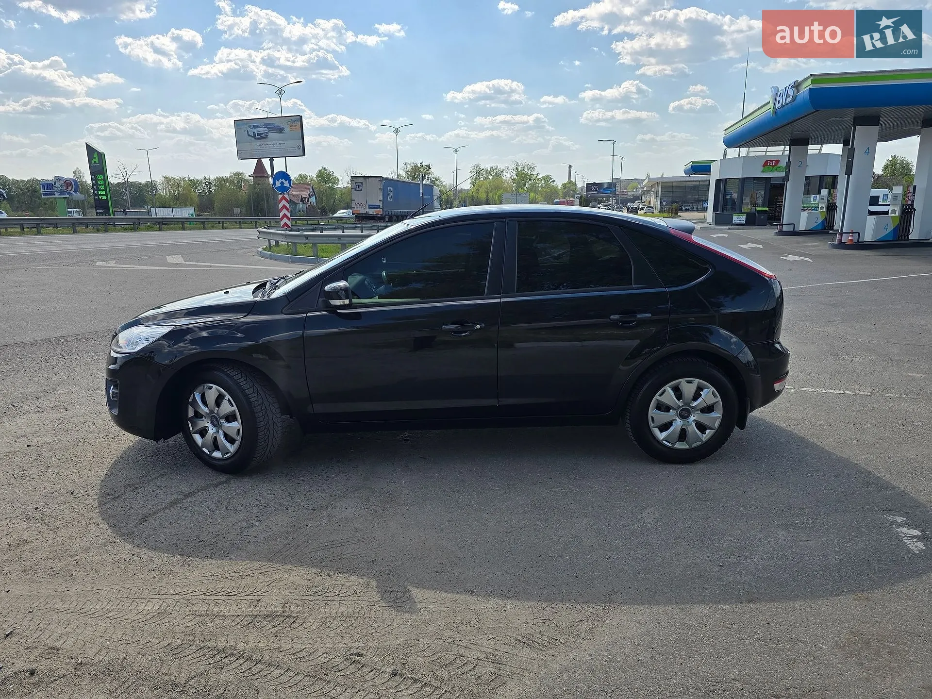 2010 Ford Focus - мініатюра 9