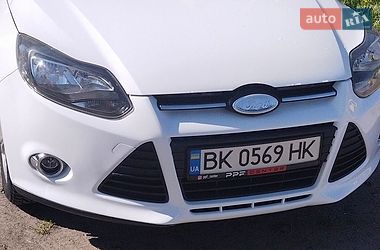 Седан Ford Focus 2011 в Корце