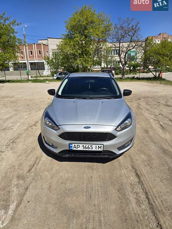 Седан Ford Focus 2015 в Запорожье