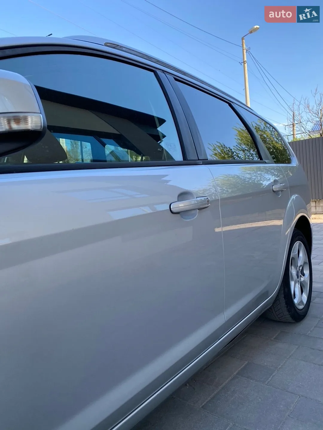 2010 Ford Focus - мініатюра 10