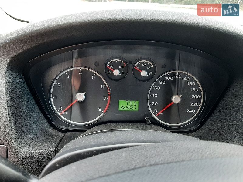 Хэтчбек Ford Focus 2006 в Ивано-Франковске