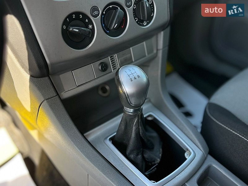 Хэтчбек Ford Focus 2010 в Коломые