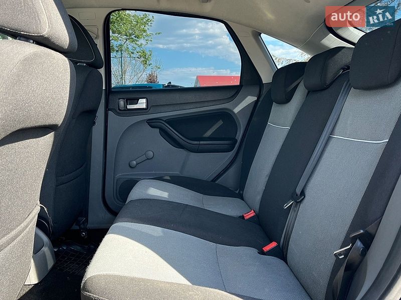 Хэтчбек Ford Focus 2010 в Коломые