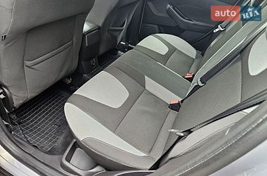 Хетчбек Ford Focus 2013 в Дрогобичі