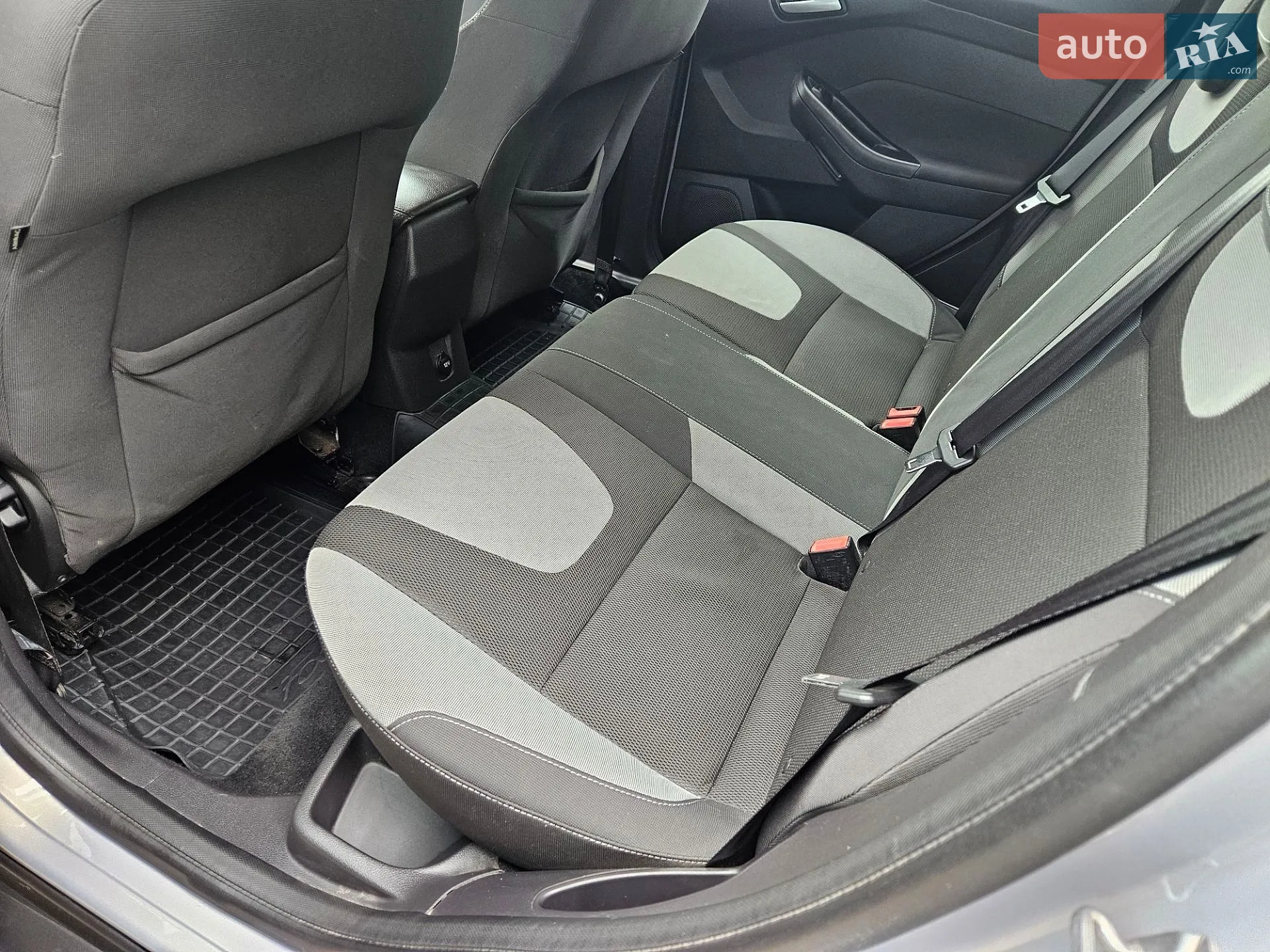 2013 Ford Focus - мініатюра 12