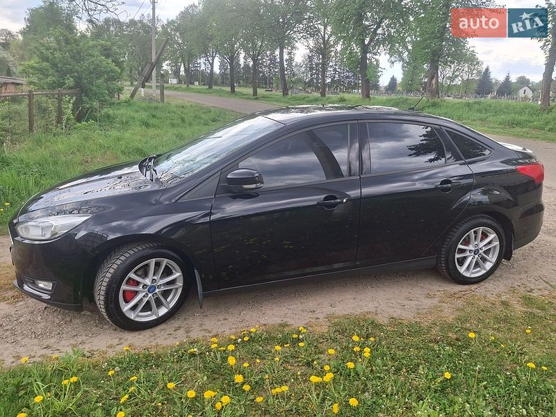 Седан Ford Focus 2015 в Николаеве