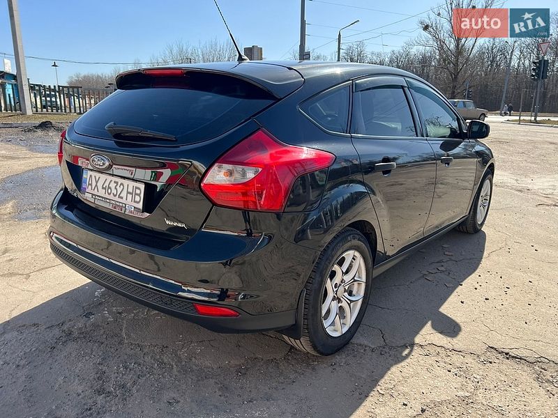 Хэтчбек Ford Focus 2012 в Харькове