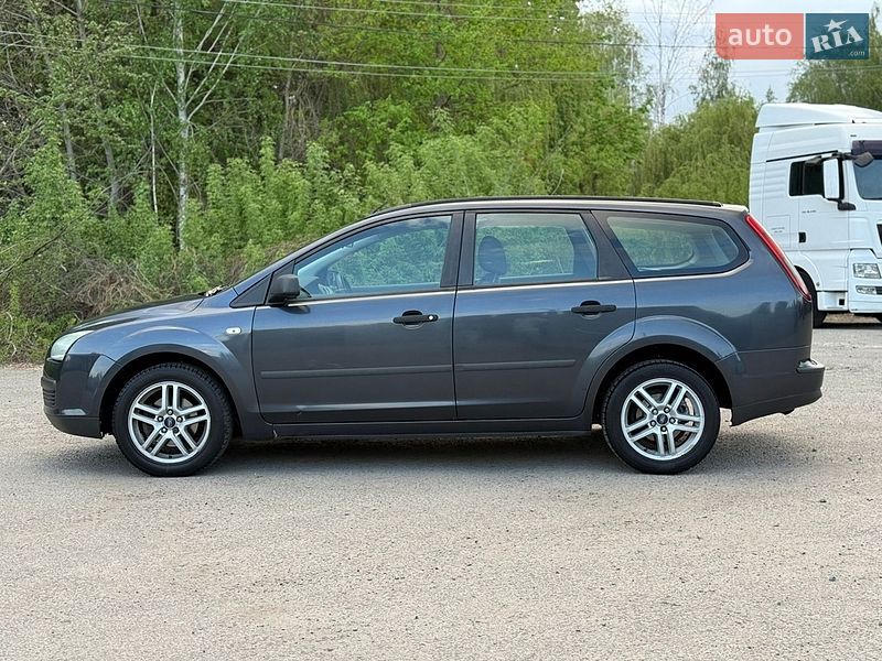 Універсал Ford Focus 2005 в Звягелі