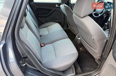 Універсал Ford Focus 2005 в Звягелі