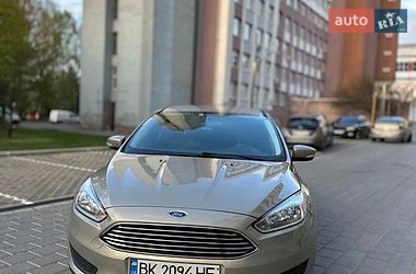 Седан Ford Focus 2015 в Ровно