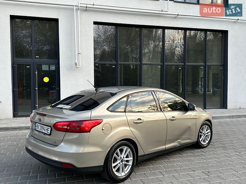 Седан Ford Focus 2015 в Ровно