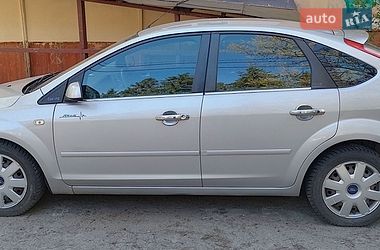 Хэтчбек Ford Focus 2004 в Чернигове