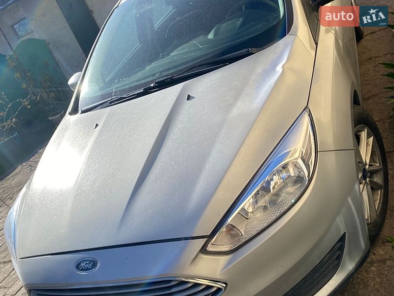 Седан Ford Focus 2015 в Львові