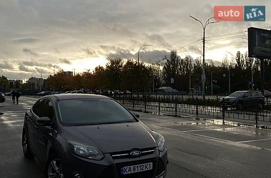 Седан Ford Focus 2013 в Киеве
