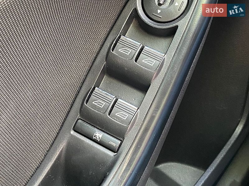 Седан Ford Focus 2013 в Києві