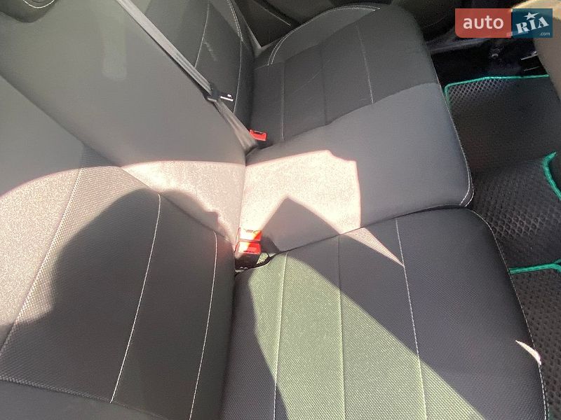 Седан Ford Focus 2013 в Києві