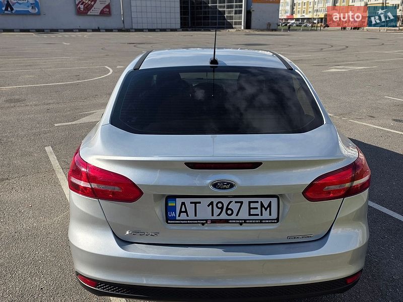 Седан Ford Focus 2015 в Івано-Франківську