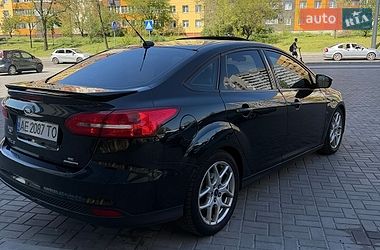 Седан Ford Focus 2015 в Дніпрі