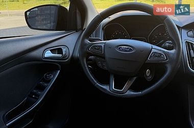 Седан Ford Focus 2015 в Дніпрі