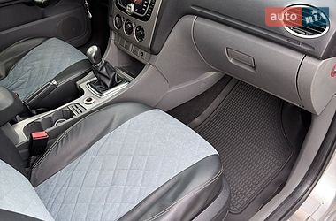 Універсал Ford Focus 2010 в Івано-Франківську