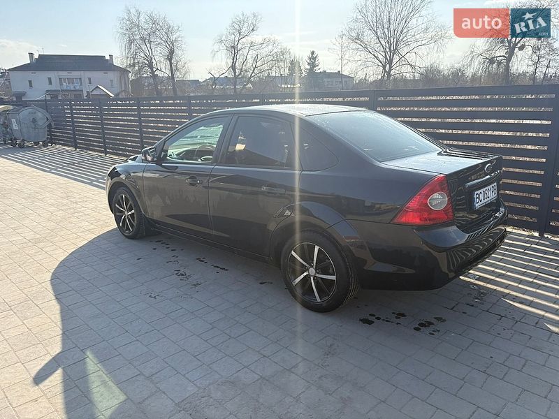 Седан Ford Focus 2011 в Львові