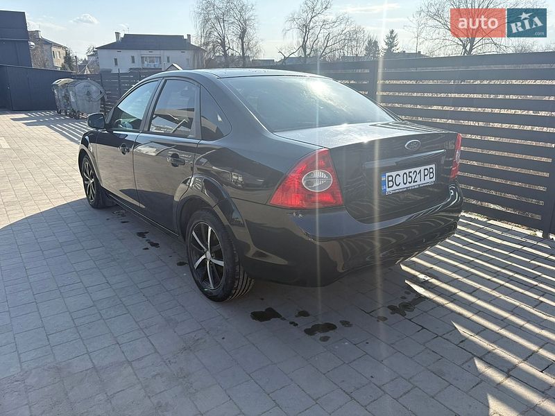 Седан Ford Focus 2011 в Львові