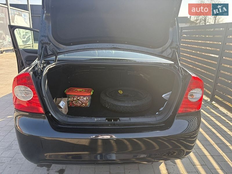 Седан Ford Focus 2011 в Львові