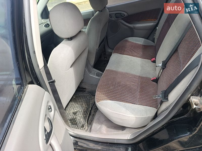 Седан Ford Focus 2002 в Мукачево