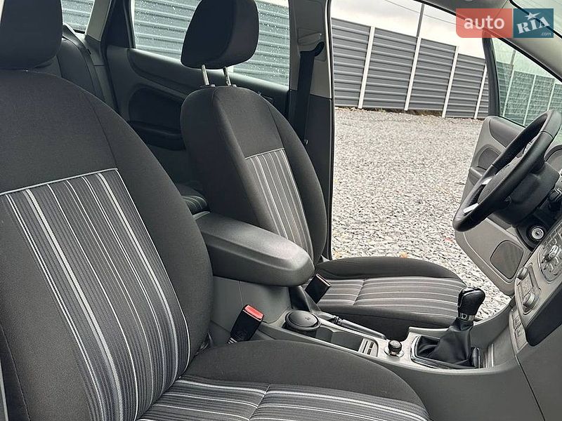 Универсал Ford Focus 2008 в Ровно