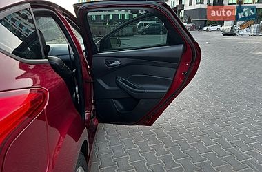 Хэтчбек Ford Focus 2014 в Софиевской Борщаговке