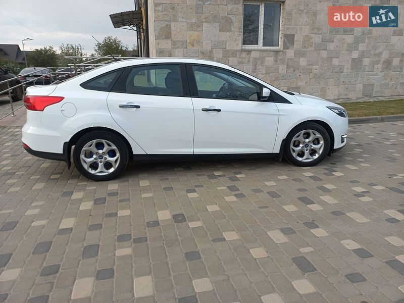Седан Ford Focus 2016 в Гайсину