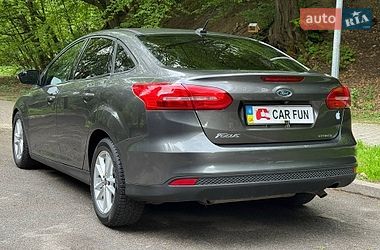 Седан Ford Focus 2016 в Львове